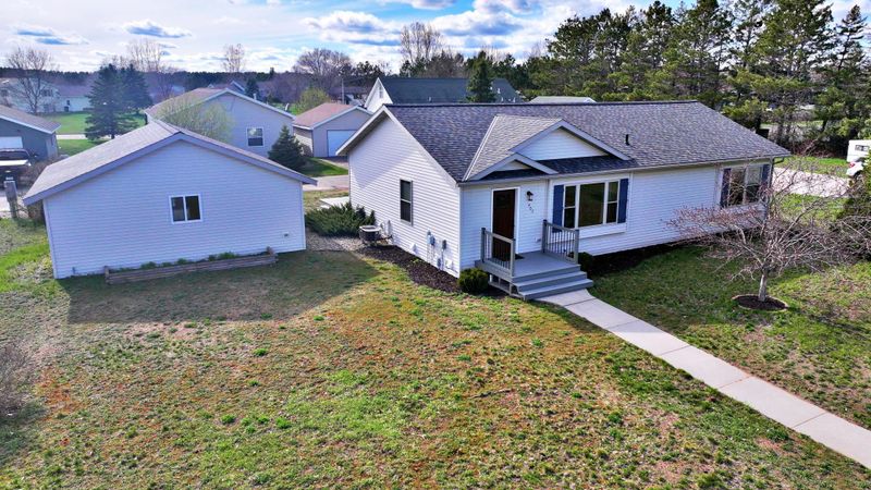 903 Sunrise Cir, Park Rapids, MN 56470