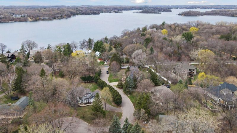 585 Sunny Shadows, Victoria, MN 55331