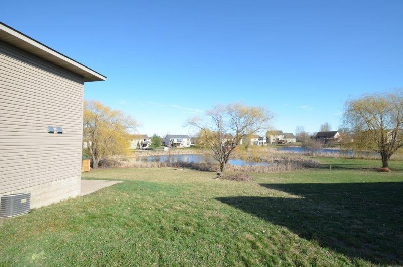 28615 Lakeside Trl, Lindstrom, MN 55045