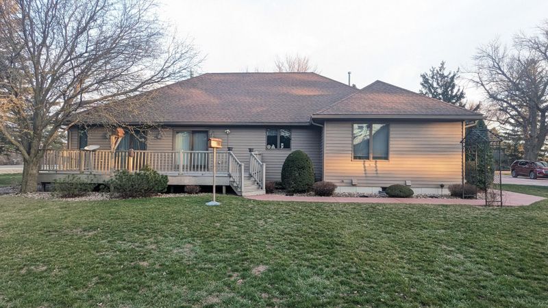 53962 255th St, Austin, MN 55912