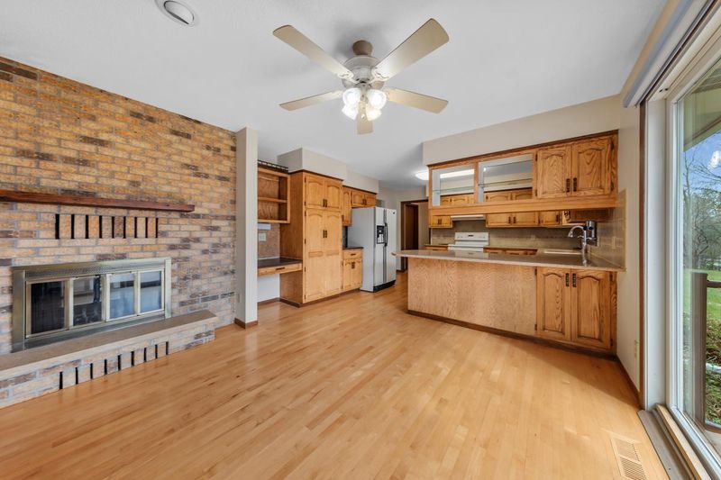 50 Valley Ridge Ct, Mankato, MN 56001