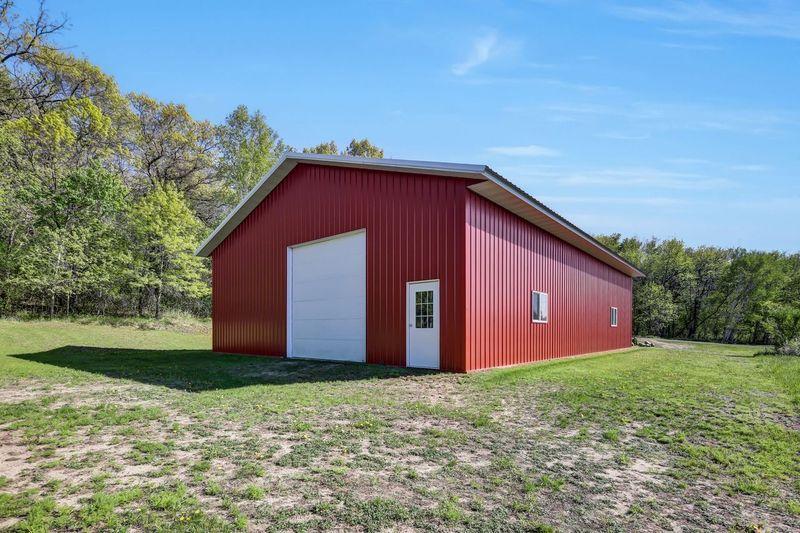 10712 Chapel St, Rockville, MN 56301