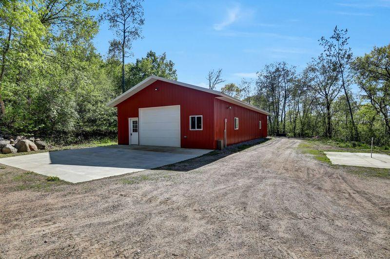 10712 Chapel St, Rockville, MN 56301