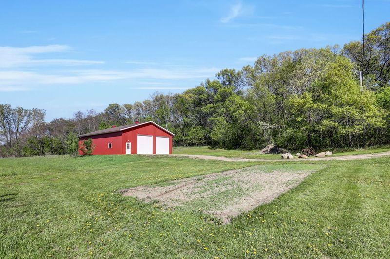 10712 Chapel St, Rockville, MN 56301