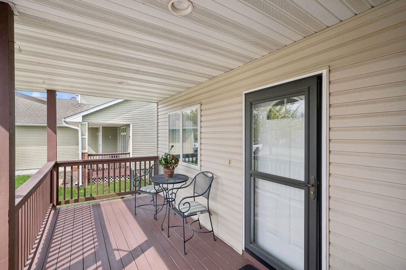 7456 Lambert Ave NE, Albertville, MN 55301