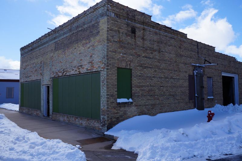 119 1st St NW, Little Falls, MN 56345