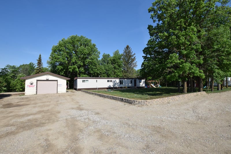 17697 State Hw #89, Wannaska, MN 56761