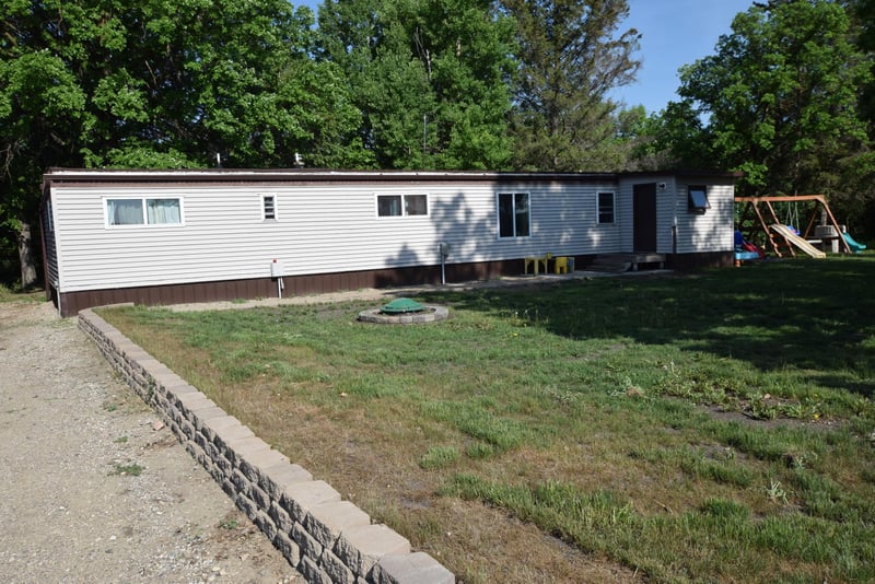 17697 State Hw #89, Wannaska, MN 56761