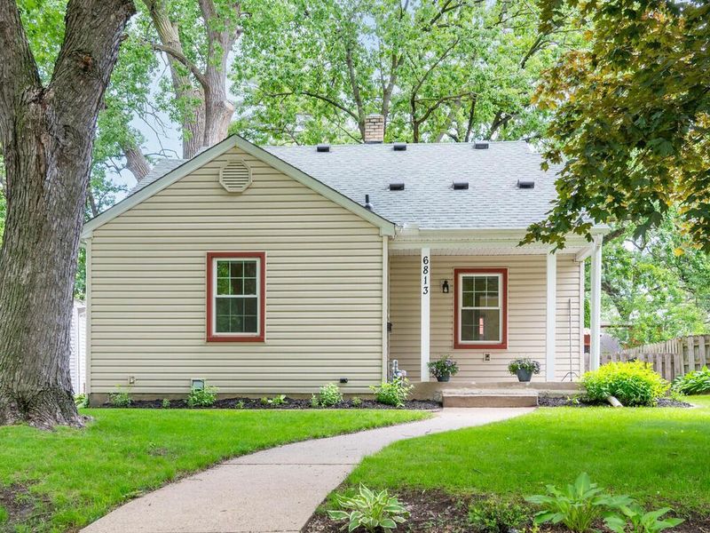 6813 Newton Ave S, Richfield, MN 55423