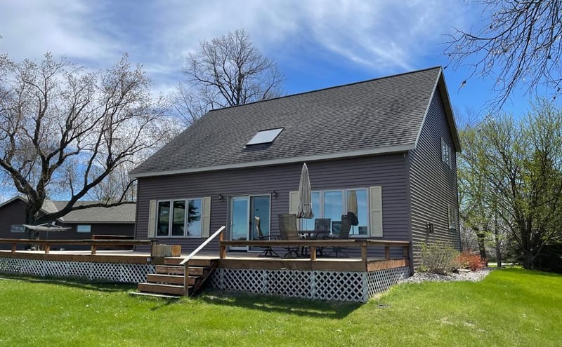 33927 Pickerel View Dr, Richville, MN 56576