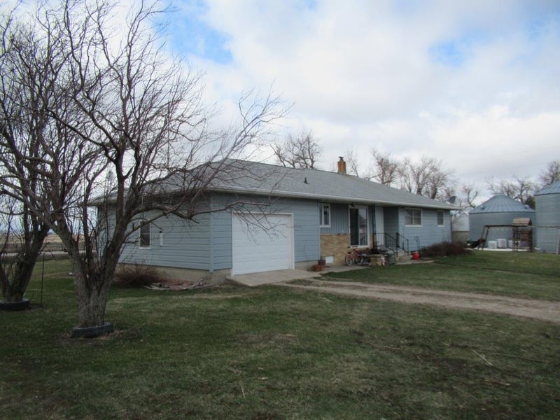 114 100th Ave, Iona, MN 56141