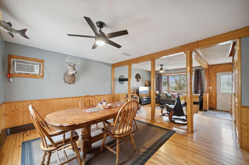 516 Pearl St, Prescott, WI 54021