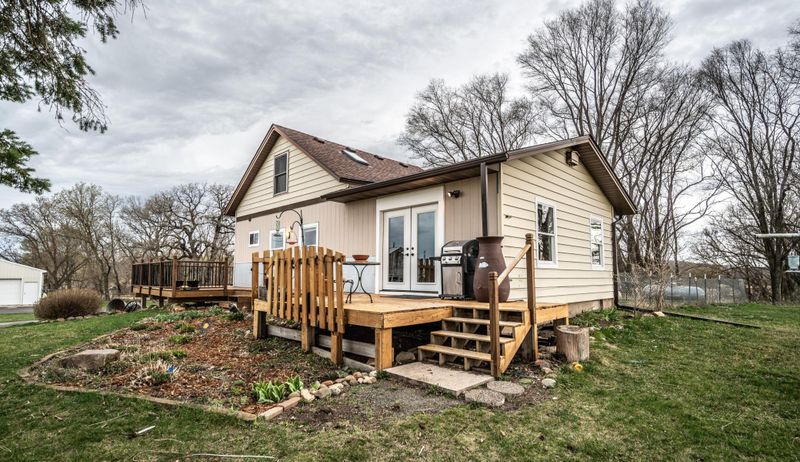 8353 285th St W, Northfield, MN 55057