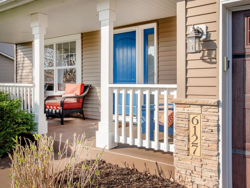 6127 Summit Curve S, Cottage Grove, MN 55016
