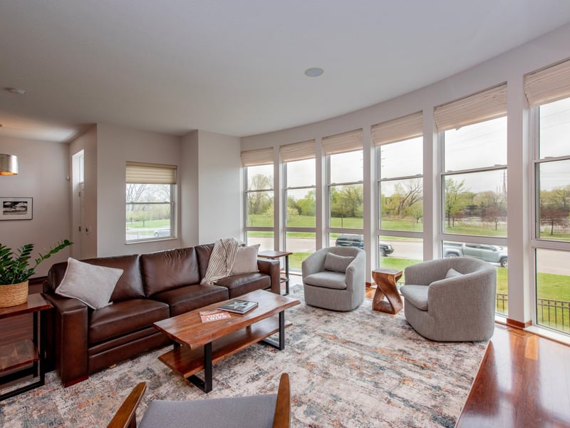 2307 River Pointe Cir, Minneapolis, MN 55411