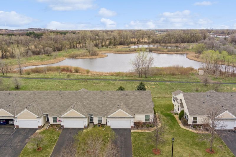 5796 Prairie Ridge Dr, Shoreview, MN 55126