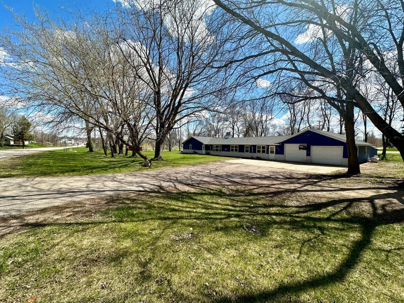 605 Wall St W, Jasper, MN 56144