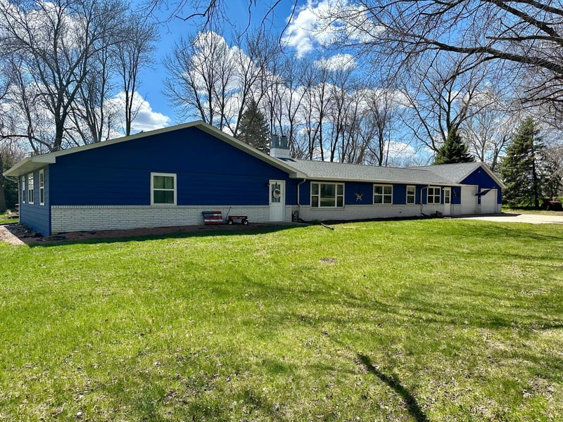 605 Wall St W, Jasper, MN 56144