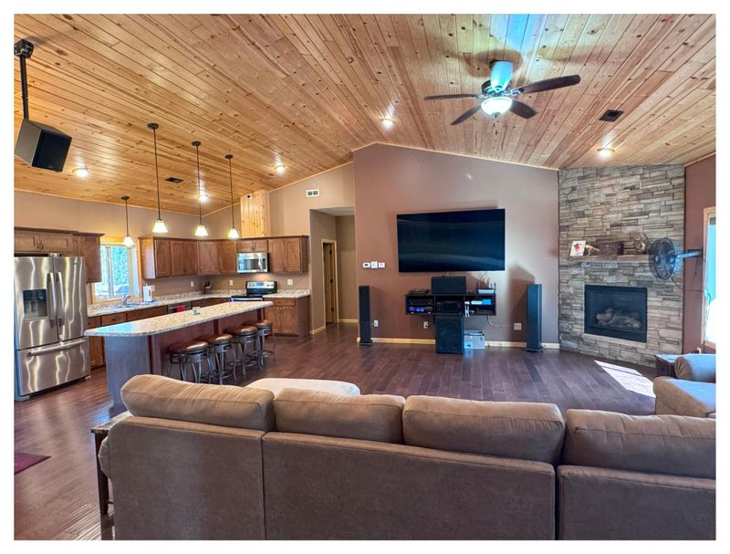 2903 Johnson St NW, Bemidji, MN 56601