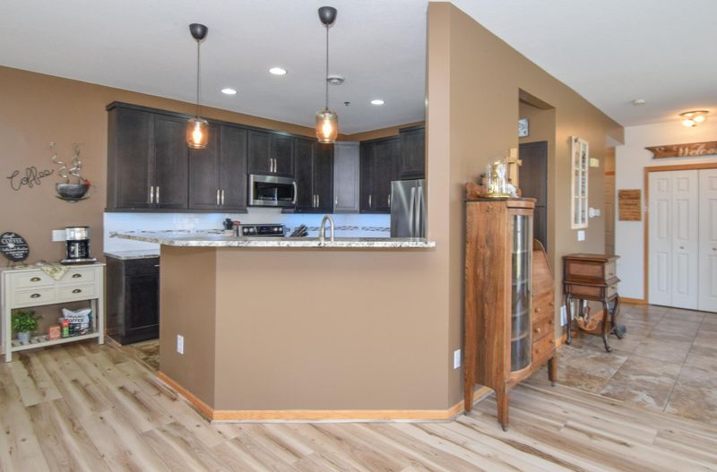 11307 Chisholm Cir NE #F, Blaine, MN 55449