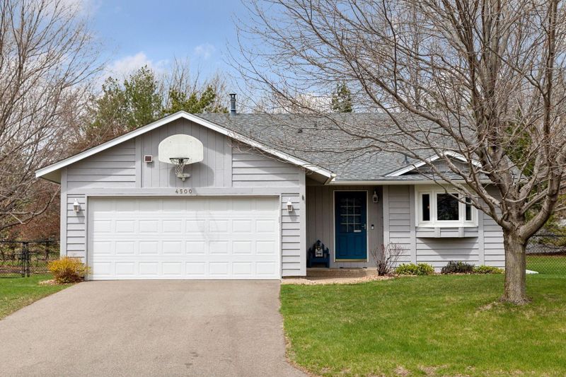 4500 W 136th St, Savage, MN 55378