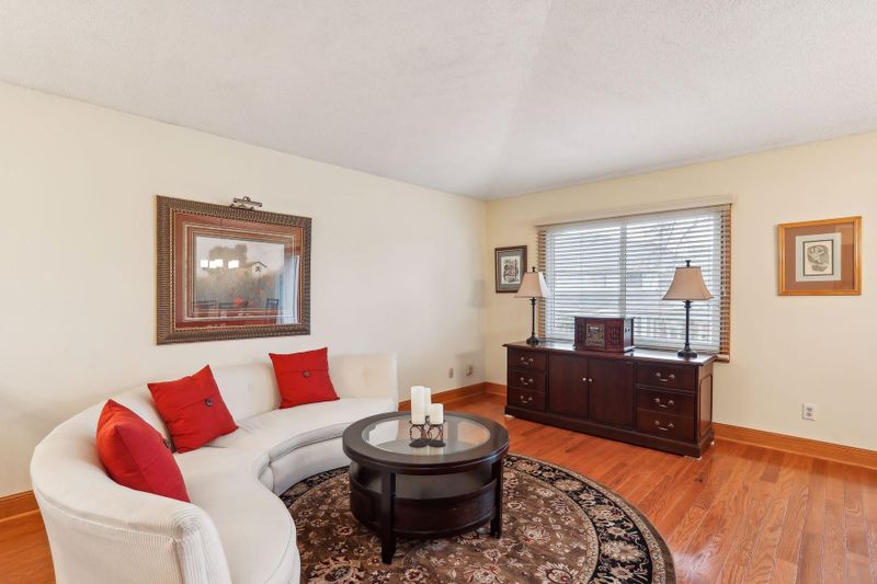 13625 85th Ave N, Maple Grove, MN 55369