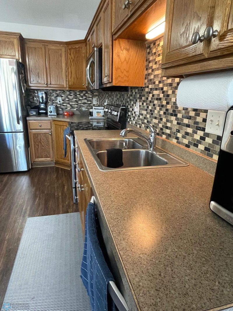 808 3rd Ave NE, Dilworth, MN 56529