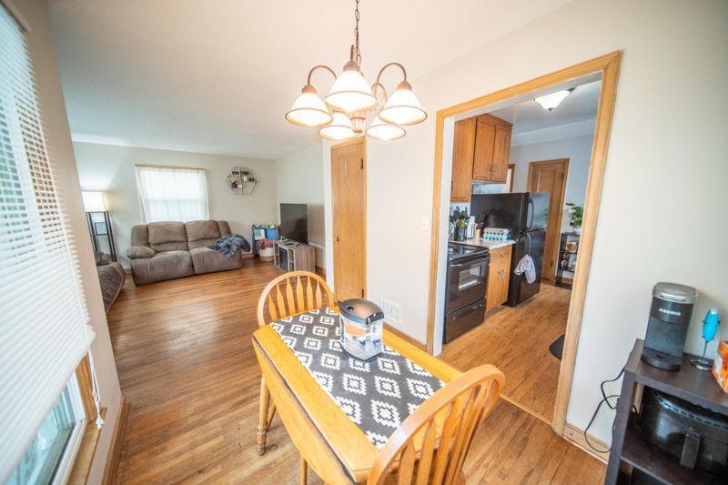 937 10th St SE, Rochester, MN 55904