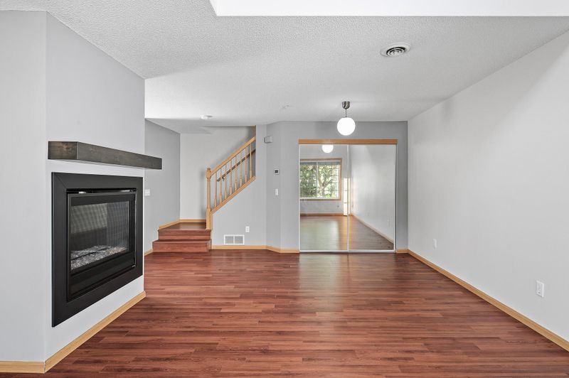 10806 Lexington Dr, Eden Prairie, MN 55344