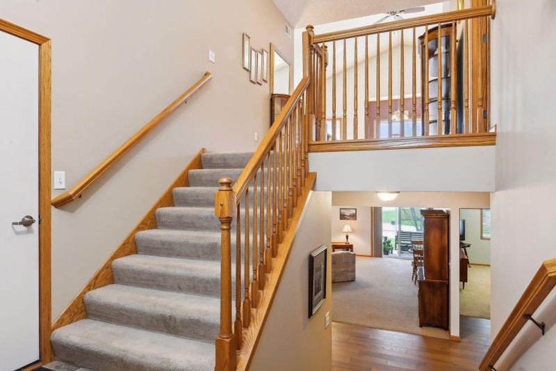 749 7th St, Chaska, MN 55318