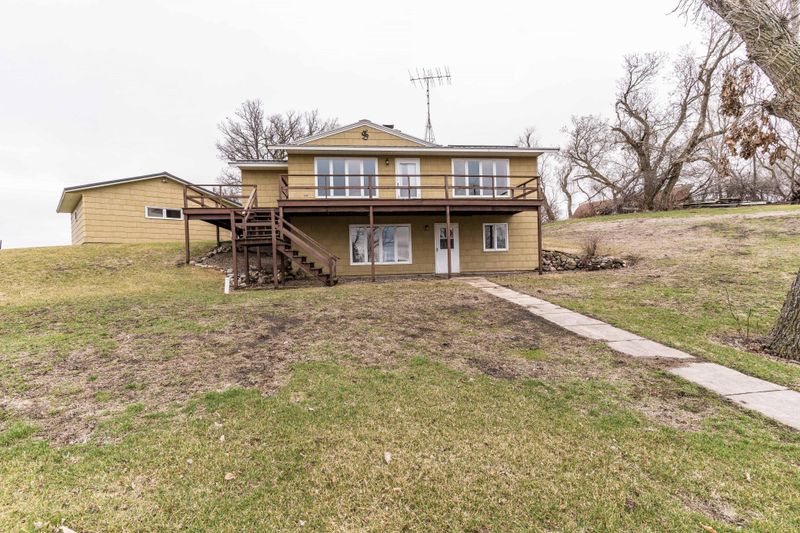 21107 Oakdale Rd, Underwood, MN 56586