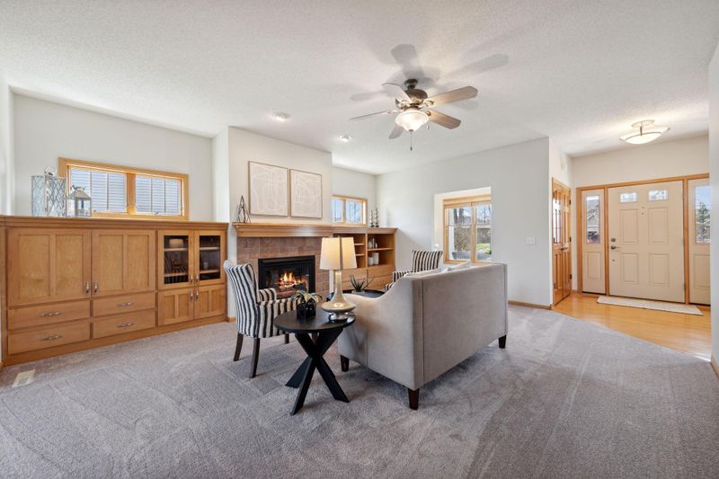 3310 Lachman Ct NE, Saint Michael, MN 55376