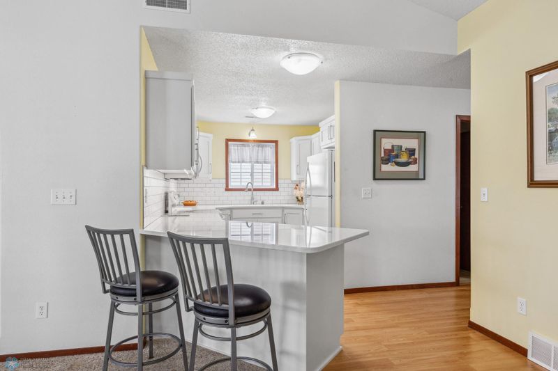 2940 35th St S, Moorhead, MN 56560