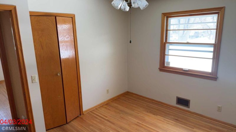 7008 Oliver Ave N, Brooklyn Center, MN 55430
