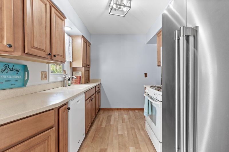 240 Stardust Blvd, Circle Pines, MN 55014