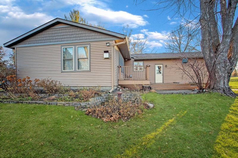 1118 Park Pl NE, Alexandria, MN 56308