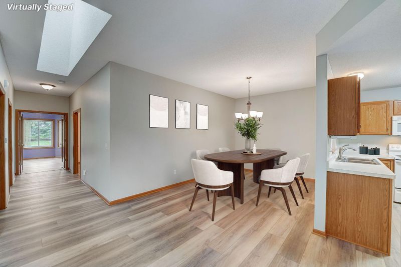 1735 Boulder Point, Shakopee, MN 55379