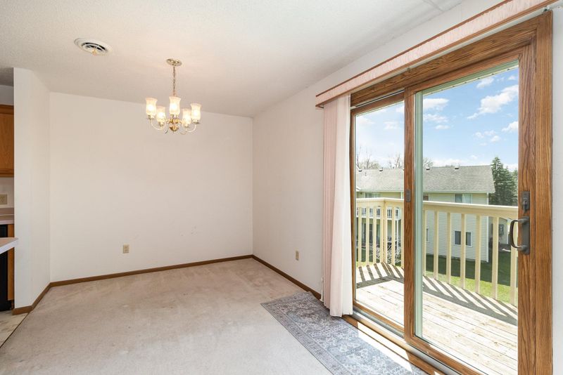 6254 Magda Dr #C, Maple Grove, MN 55369