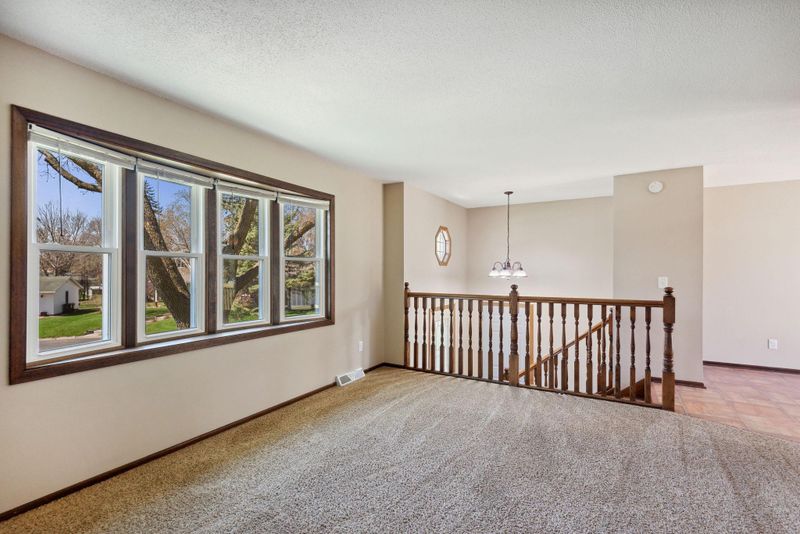 109 Karen Cir, Buffalo, MN 55313