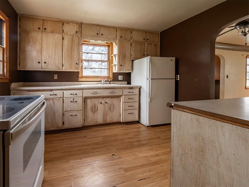 517 11th St, Howard Lake, MN 55349