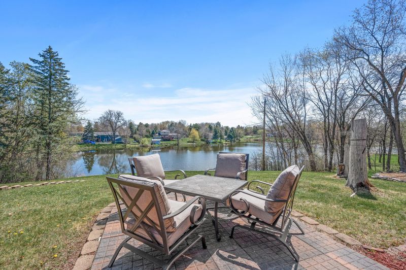 1912 60th St E, Inver Grove Heights, MN 55077