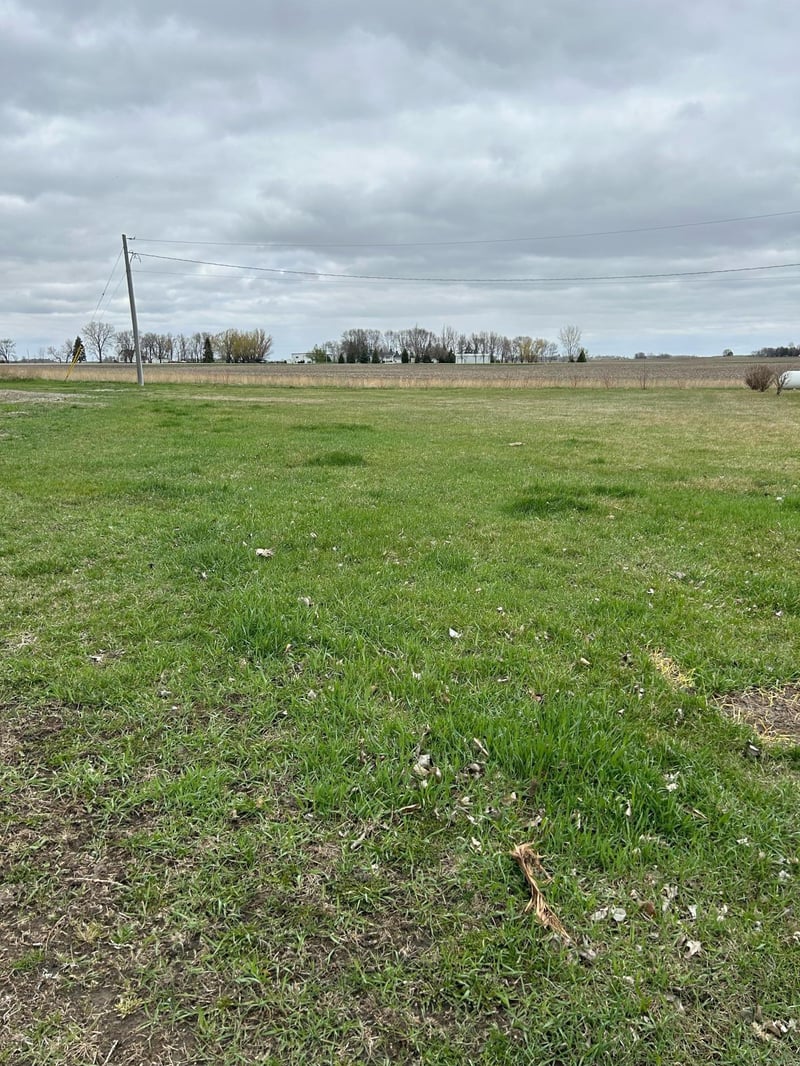 230 NE 5th St, Pennock, MN 56279
