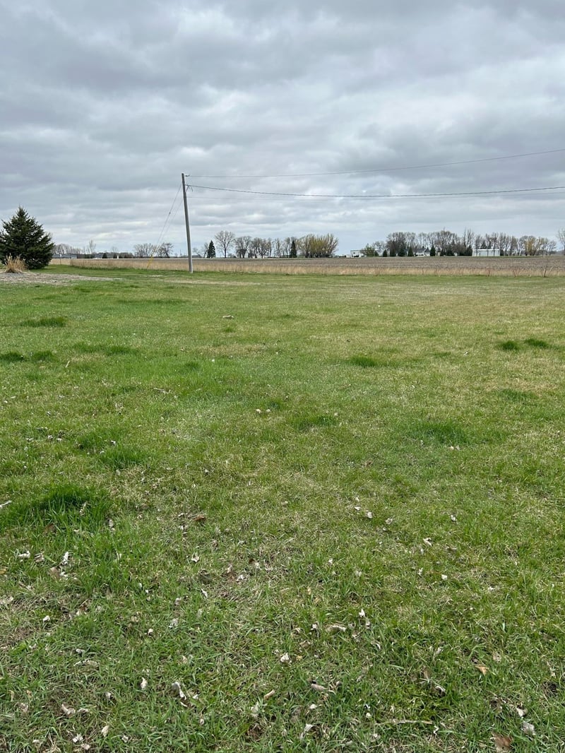 230 NE 5th St, Pennock, MN 56279