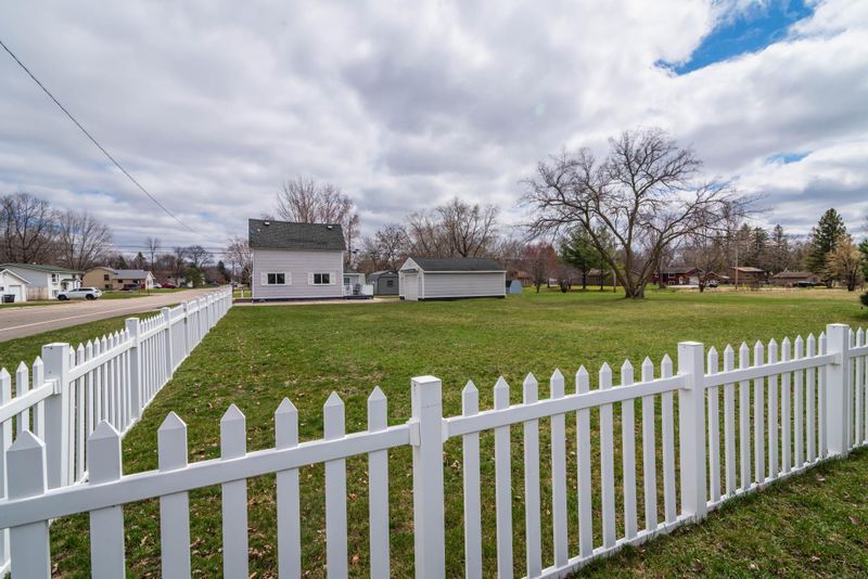717 5th Ave SW, Little Falls, MN 56345