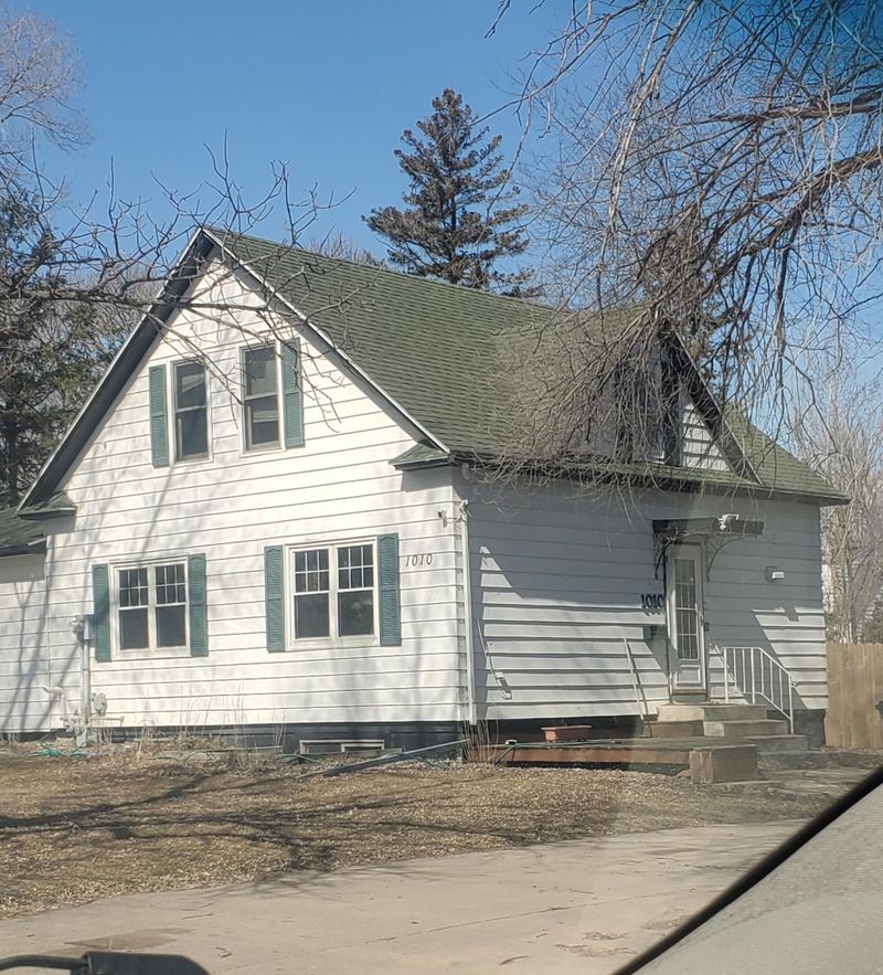 1010 Hartford St, Hawley, MN 56549