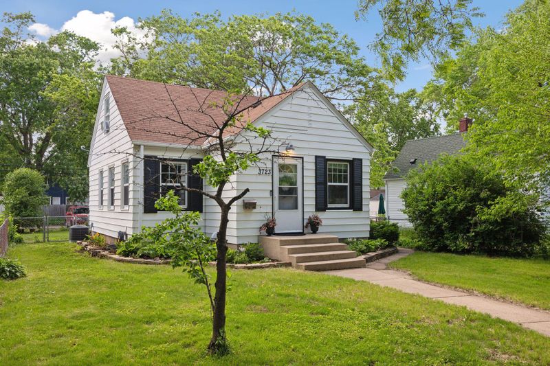3723 Major Ave N, Robbinsdale, MN 55422