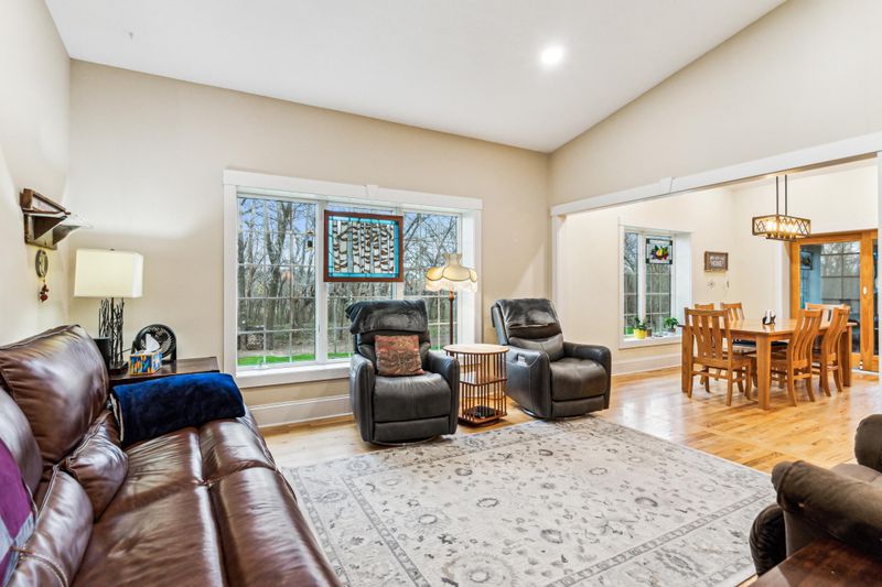5574 Cannon Dale Ct, Red Wing, MN 55066