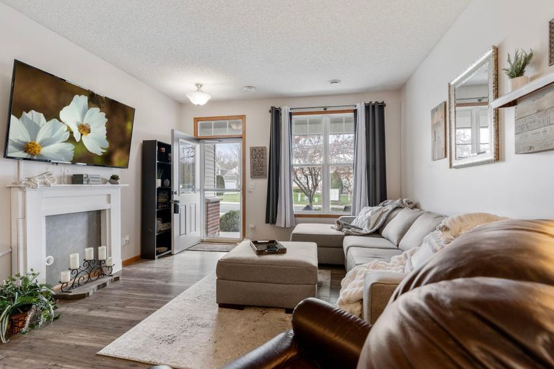 704 Willow Glen Dr #507, Buffalo, MN 55313