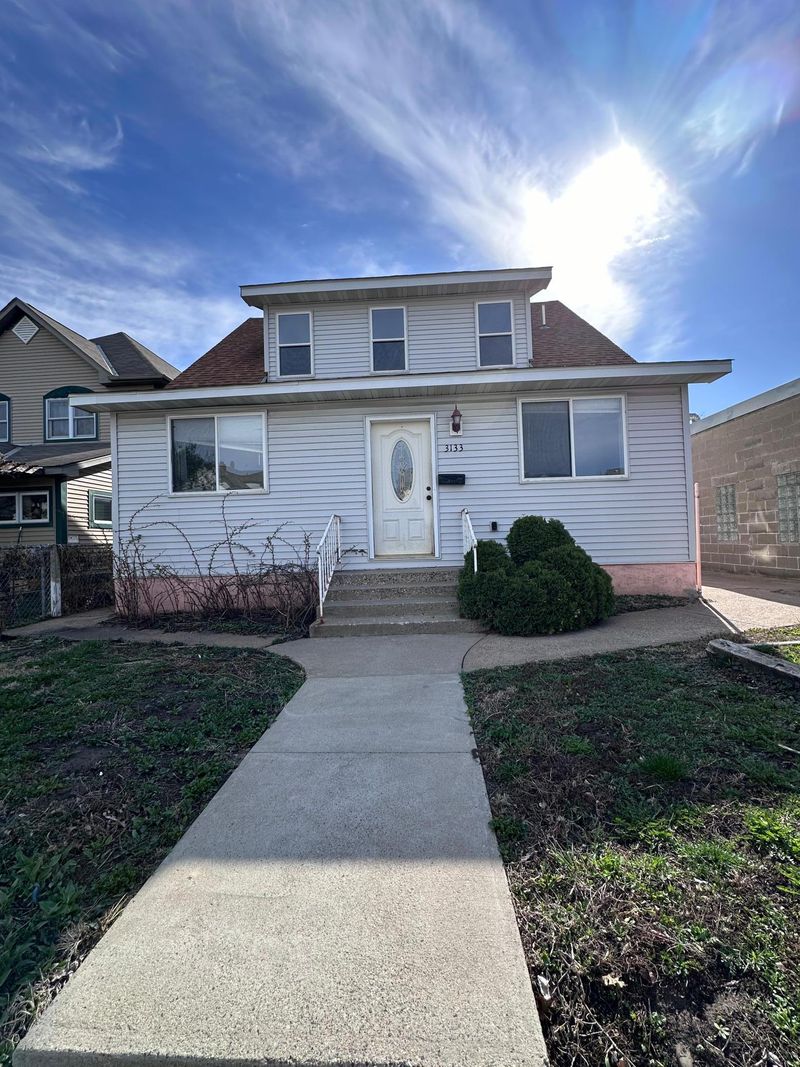3133 Chicago Ave, Minneapolis, MN 55407