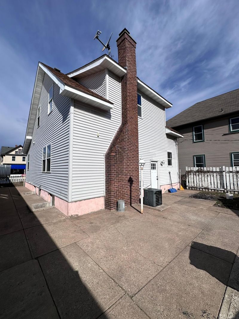 3133 Chicago Ave, Minneapolis, MN 55407
